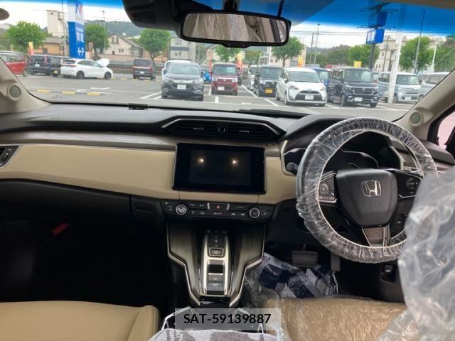 Honda CLARITY PHEV 2019-08 8658431-14