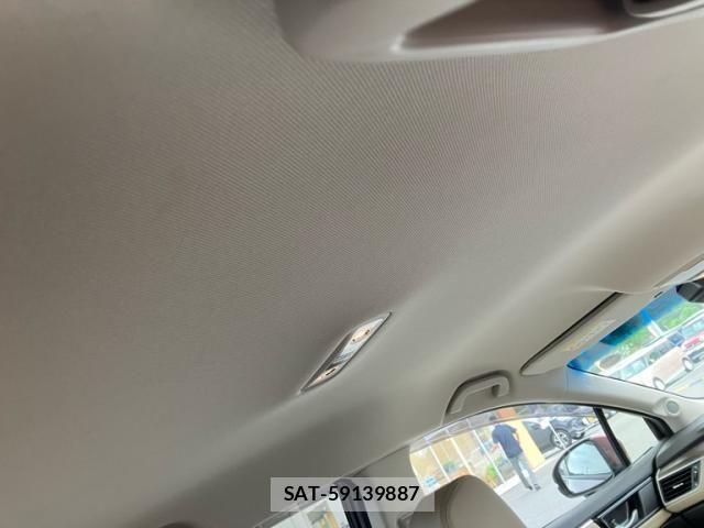 Honda CLARITY PHEV 2019-08 8658431-15
