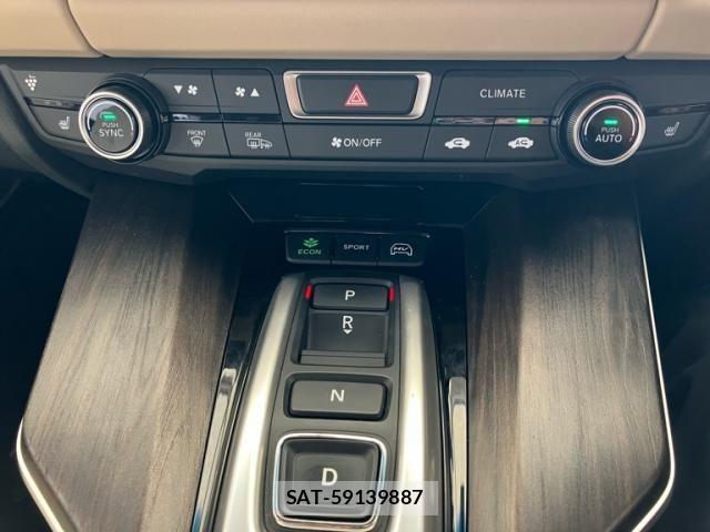 Honda CLARITY PHEV 2019-08 8658431-22