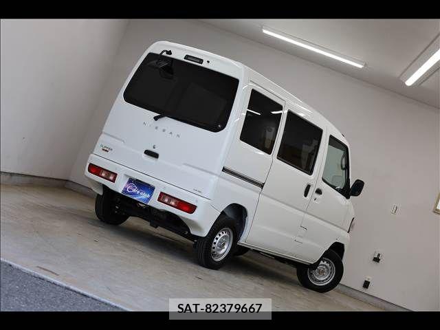 Nissan CLIPPER 2024-06 6675381-11