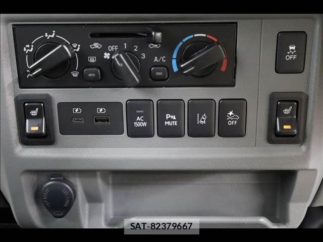 Nissan CLIPPER 2024-06 6675381-7