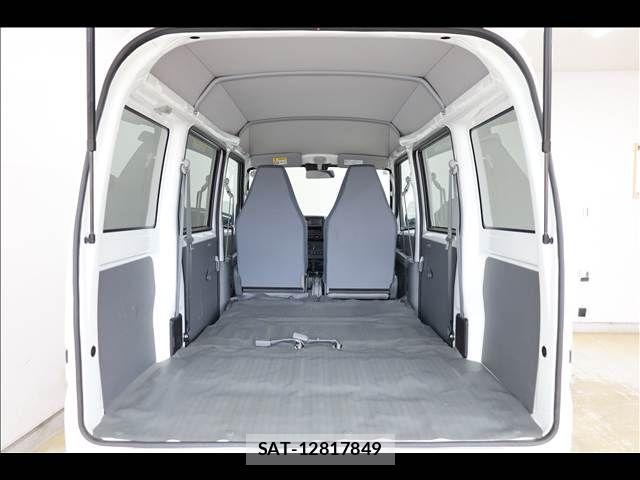 Nissan CLIPPER 2024-02 8411654-19