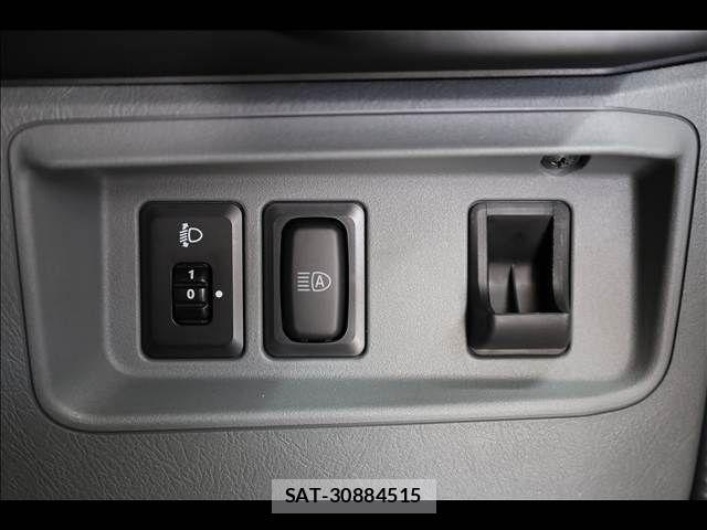 Nissan CLIPPER 2024-04 8457175-17