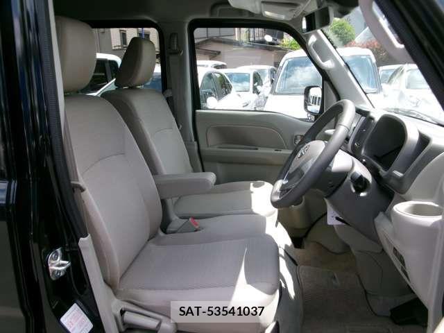 Nissan CLIPPER RIO 2024-04 1051895-6