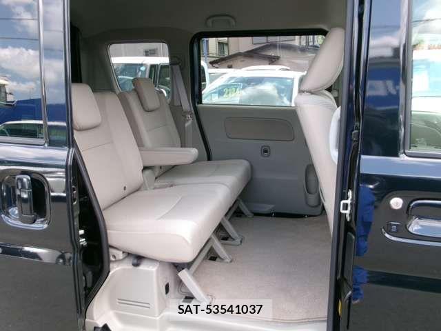 Nissan CLIPPER RIO 2024-04 1051895-7