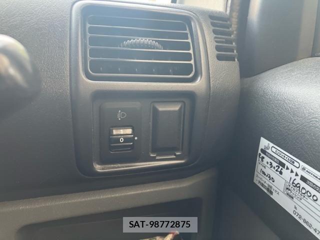 Nissan CLIPPER RIO 2008-07 7216164-9