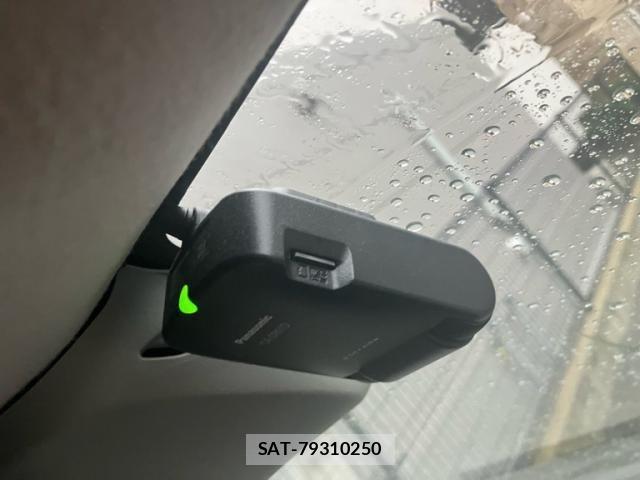 Nissan CLIPPER RIO 2017-08 7357179-24