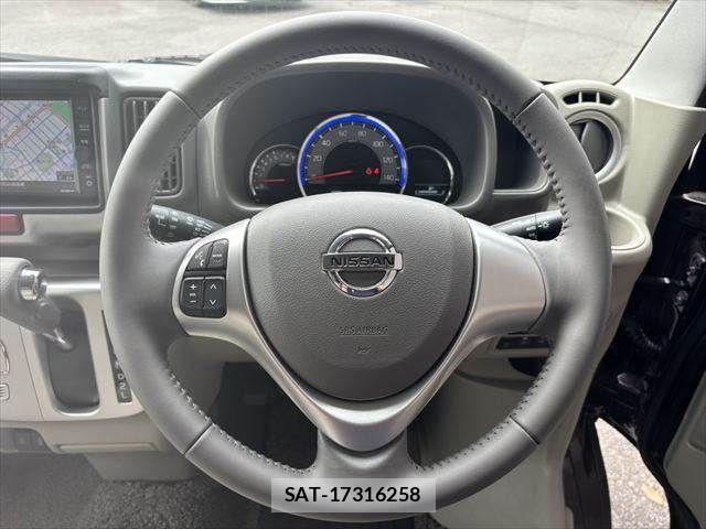 Nissan CLIPPER RIO 2023-05 7615547-9