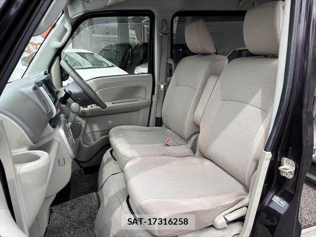 Nissan CLIPPER RIO 2023-05 7615547-27