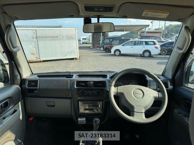 Nissan CLIPPER RIO 2008-10 7615556-13