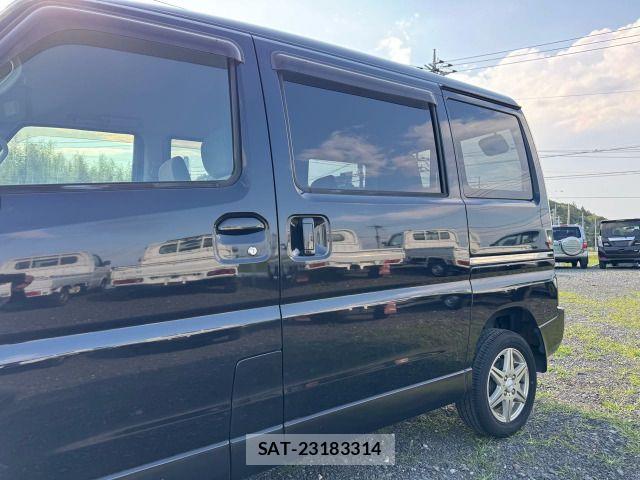 Nissan CLIPPER RIO 2008-10 7615556-3