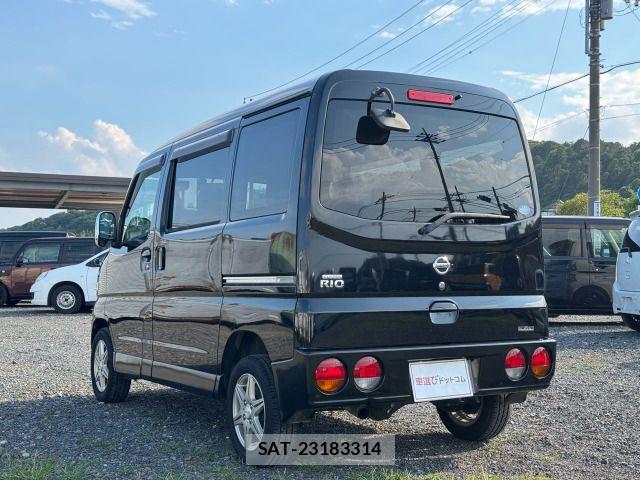 Nissan CLIPPER RIO 2008-10 7615556-5