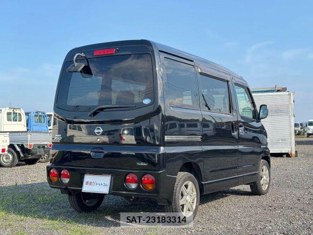 Nissan CLIPPER RIO 2008-10 7615556-7