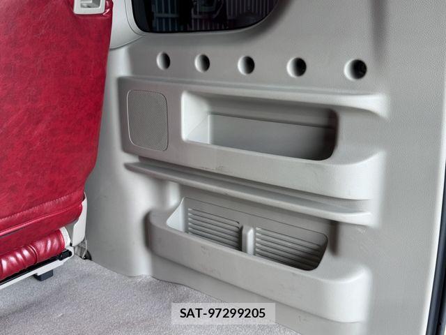Nissan CLIPPER RIO 2023-12 7721919-18