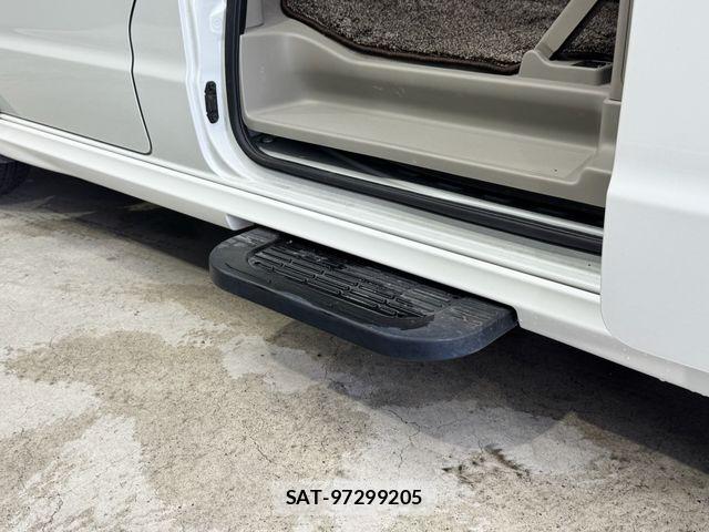 Nissan CLIPPER RIO 2023-12 7721919-23