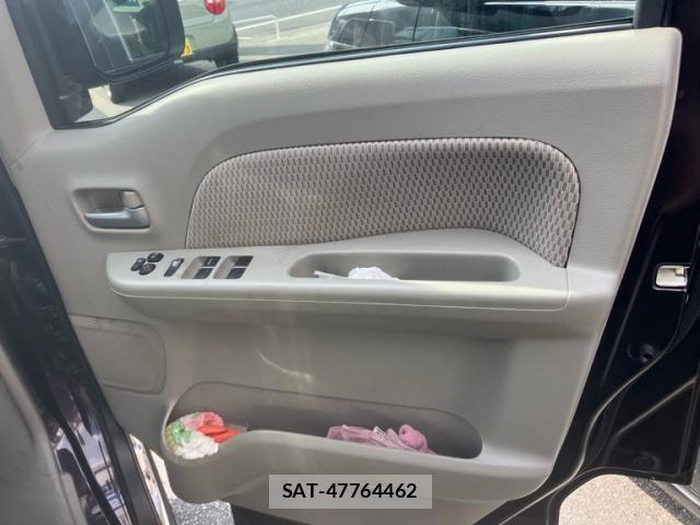 Nissan CLIPPER RIO 2019-08 7721918-14