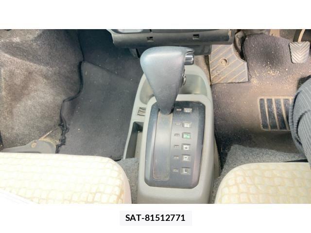 Nissan CLIPPER RIO 2007-11 7721920-11