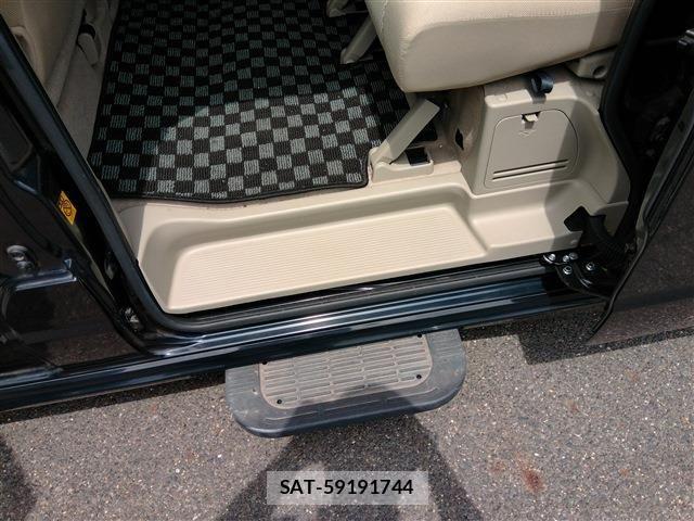 Nissan CLIPPER RIO 2017-09 8034859-14