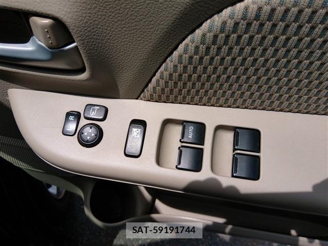 Nissan CLIPPER RIO 2017-09 8034859-25