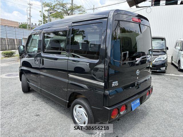 Nissan CLIPPER RIO 2009-06 8098511-2