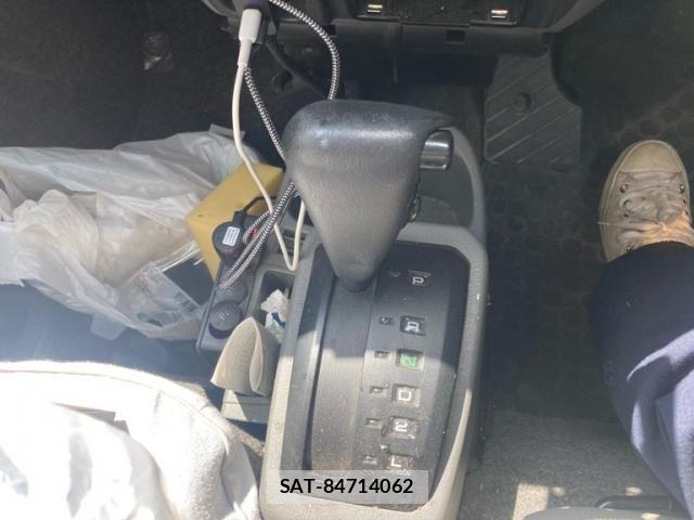 Nissan CLIPPER RIO 2009-08 8098510-17