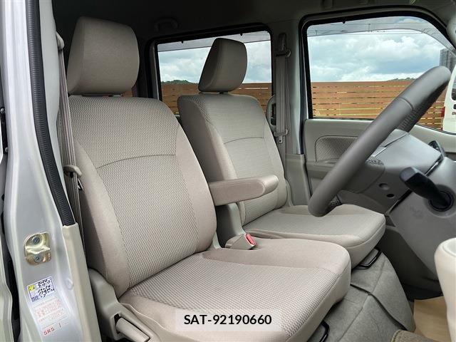 Nissan CLIPPER RIO 2025-01 8129404-20