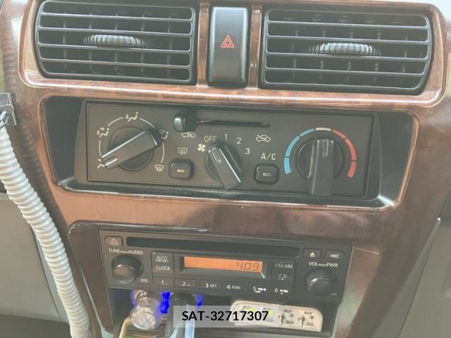 Nissan CLIPPER RIO 2008-04 8129405-17