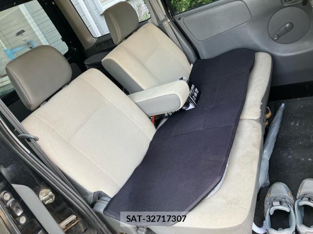 Nissan CLIPPER RIO 2008-04 8129405-7