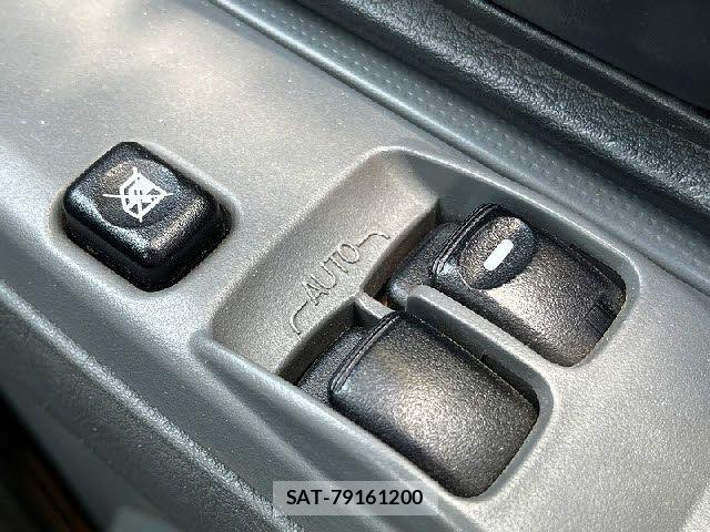 Nissan CLIPPER RIO 2008-04 8206881-17