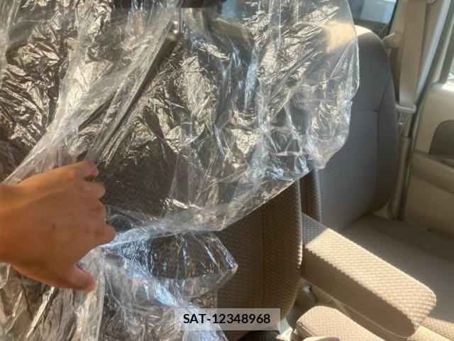 Nissan CLIPPER RIO 2017-03 8313712-12