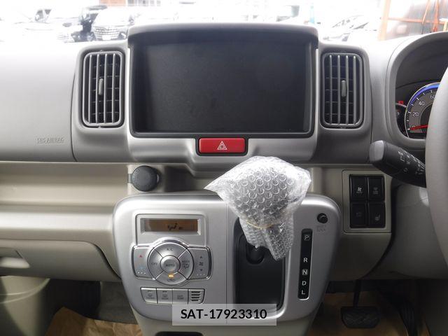 Nissan CLIPPER RIO 2026-03 8365161-17