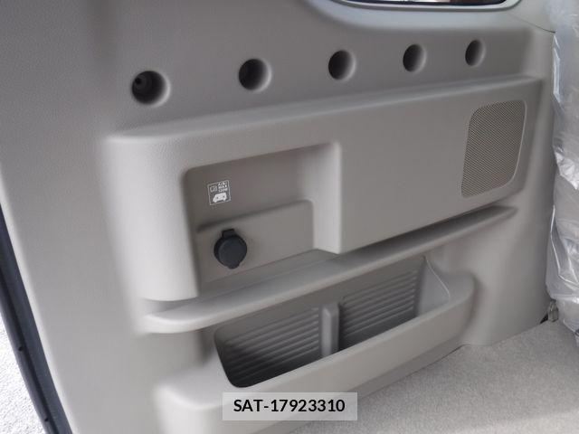 Nissan CLIPPER RIO 2026-03 8365161-20