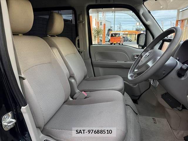 Nissan CLIPPER RIO 2015-07 8411660-15