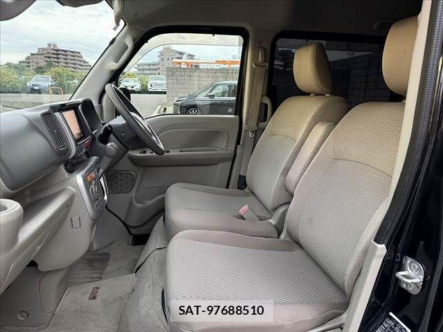 Nissan CLIPPER RIO 2015-07 8411660-16