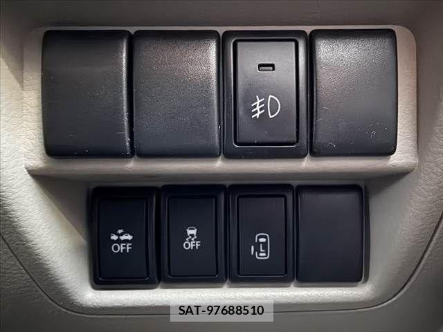 Nissan CLIPPER RIO 2015-07 8411660-4