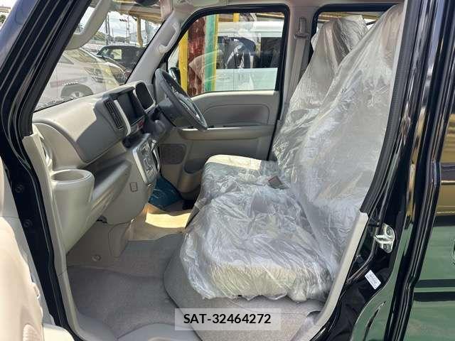Nissan CLIPPER RIO 2026-03 8561444-4