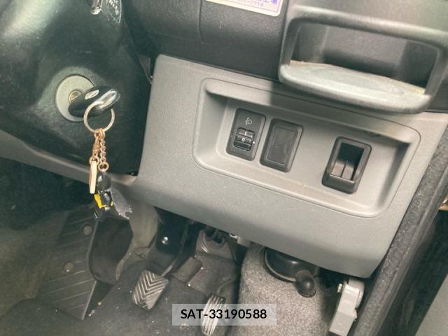 Nissan CLIPPER RIO 2010-01 8870649-14