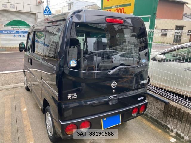 Nissan CLIPPER RIO 2010-01 8870649-2