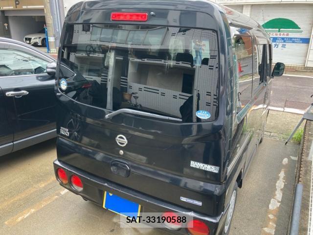 Nissan CLIPPER RIO 2010-01 8870649-3