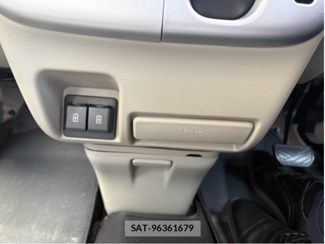 Nissan CLIPPER RIO 2021-12 8229269-16