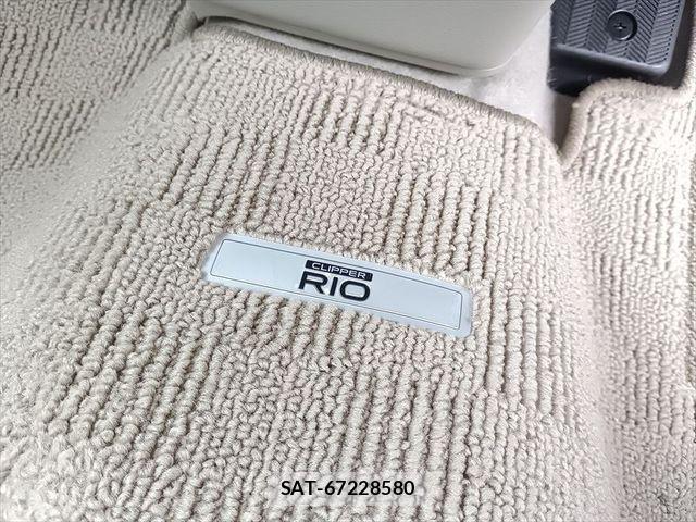 Nissan CLIPPER RIO 2025-04 8313715-21