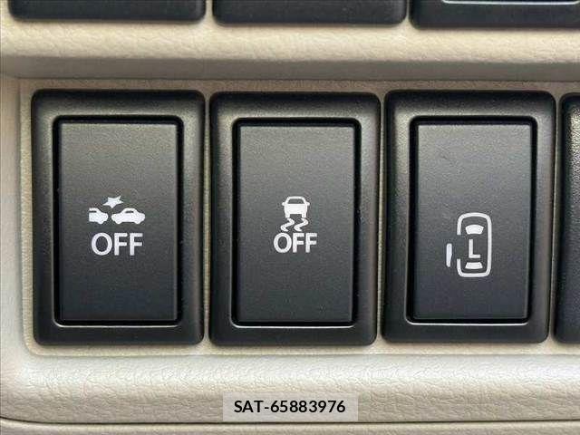 Nissan CLIPPER RIO 2015-10 8335243-2