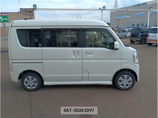 Nissan CLIPPER RIO 2021-11 8658433-3