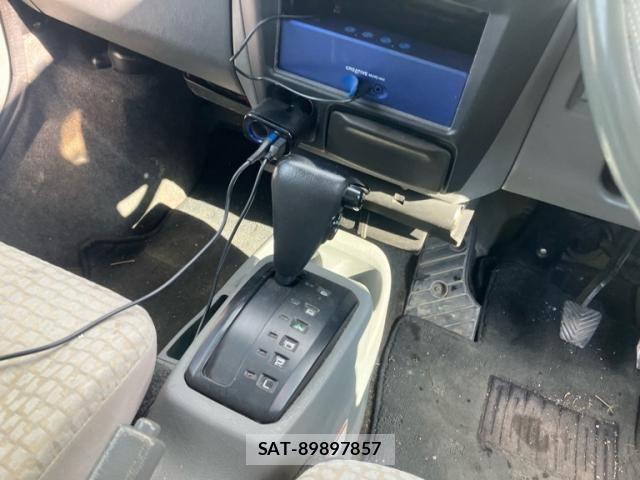 Nissan CLIPPER RIO 2007-09 8741203-14