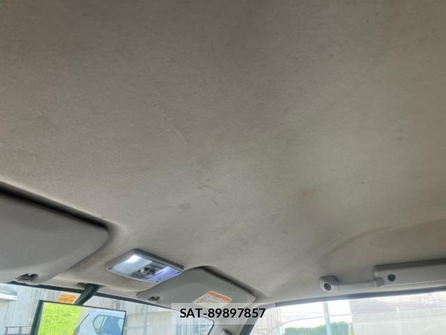 Nissan CLIPPER RIO 2007-09 8741203-18