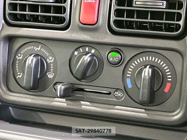 Nissan CLIPPER TRUCK 2026-03 6814209-6