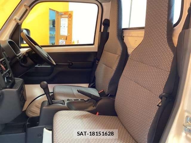 Nissan CLIPPER TRUCK 2026-03 6903315-11