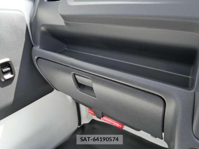 Nissan CLIPPER TRUCK 2026-02 7216173-17