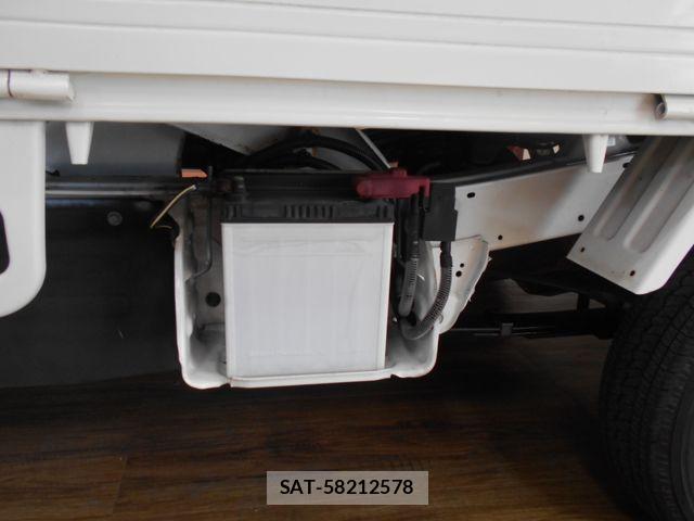 Nissan CLIPPER TRUCK 2012-06 7453496-23