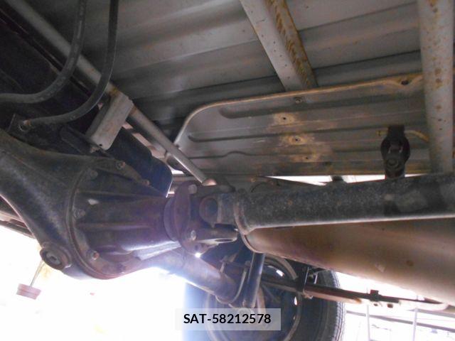 Nissan CLIPPER TRUCK 2012-06 7453496-25